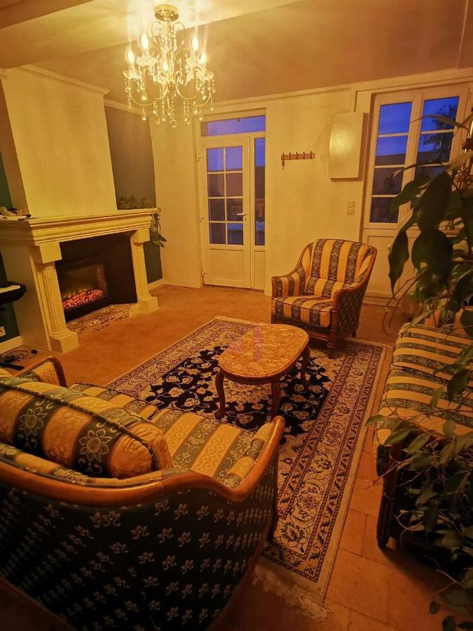 La Montrieuse, Chambre Individuelle Avec Sauna Et Baignoire Spa Naveil ภายนอก รูปภาพ