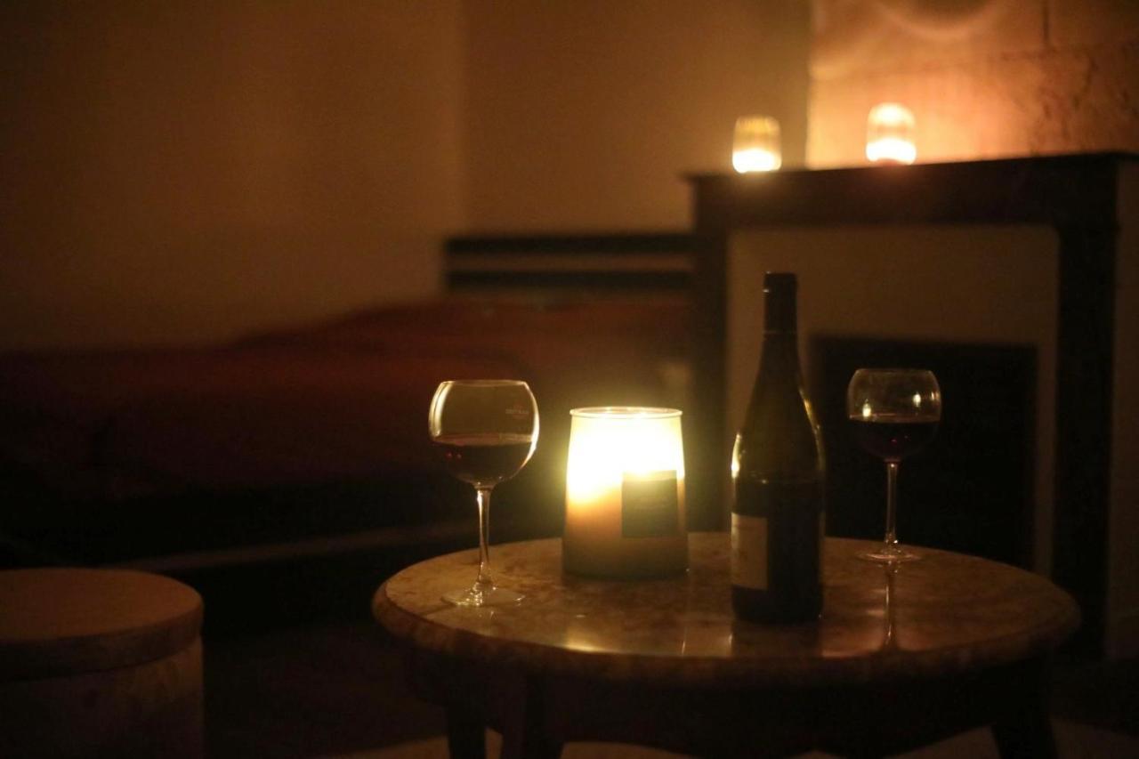 La Montrieuse, Chambre Individuelle Avec Sauna Et Baignoire Spa Naveil ภายนอก รูปภาพ